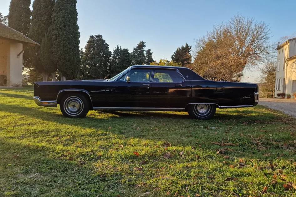 Lincoln Continental (profil)